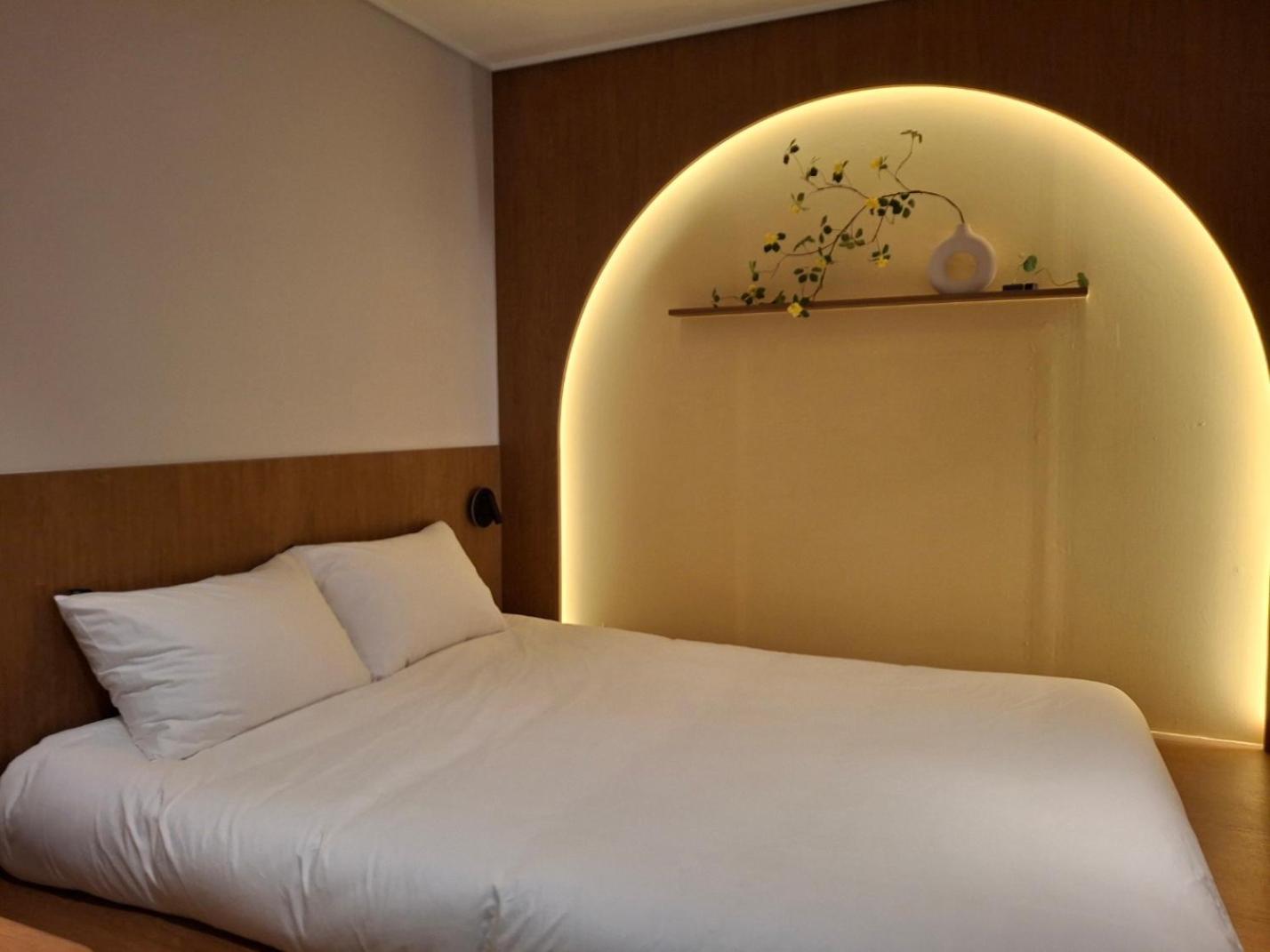 Huga Inn โซล ภายนอก รูปภาพ
